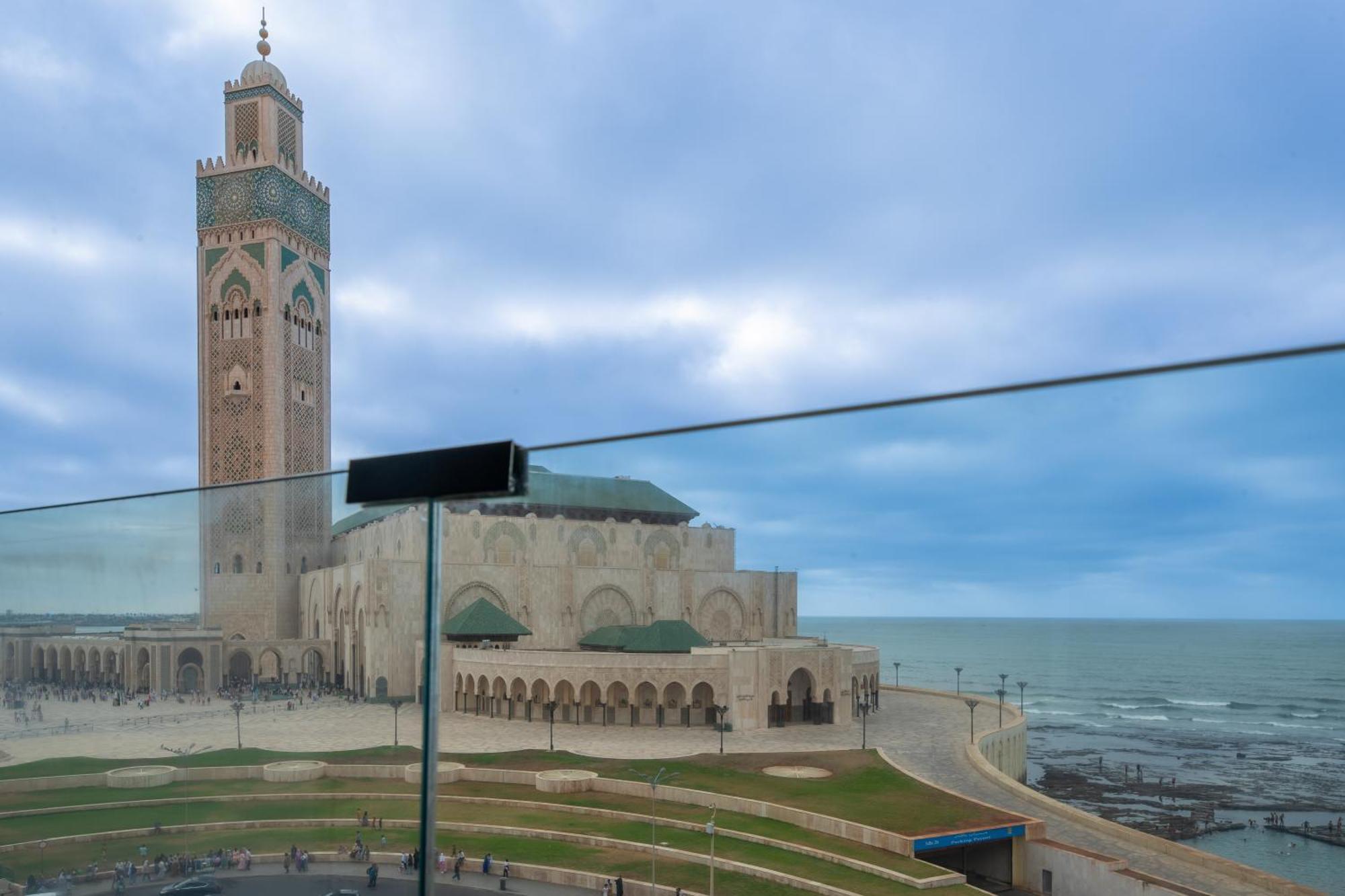 Sea View-mosquée Hassan Ii- By Casakhemsa Appartement *